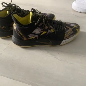 Paul George balling shoes